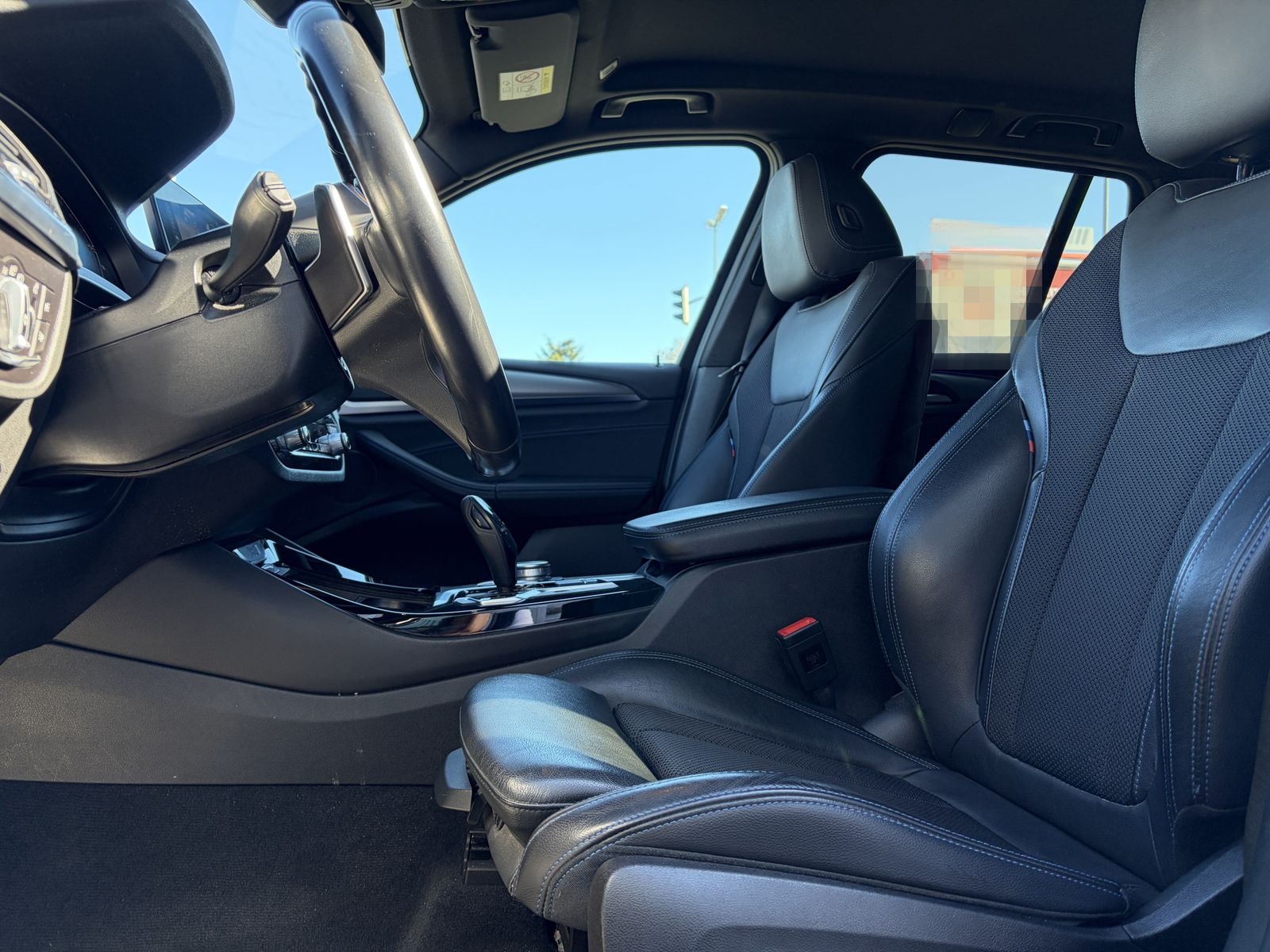 BMW X3 xDrive30e MSport HeadUp DrivAssPl KeyLess Ada foto 6