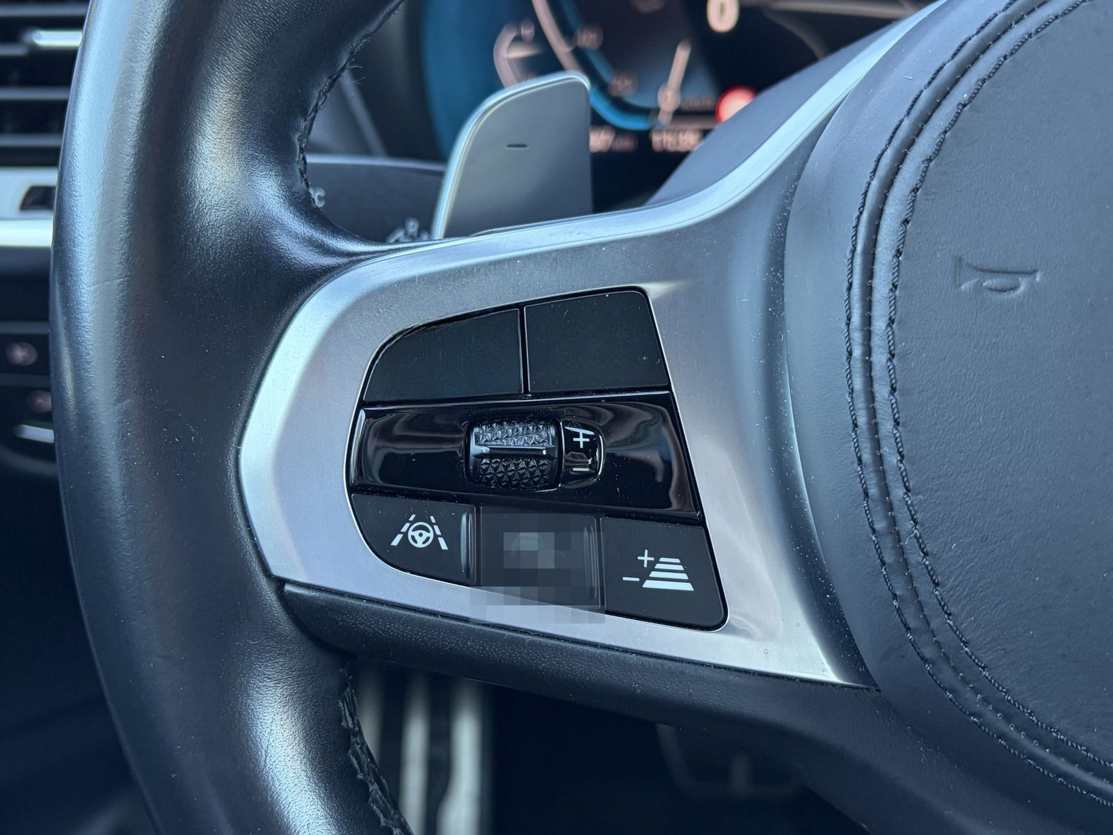 BMW X3 xDrive30e MSport HeadUp DrivAssPl KeyLess Ada foto 9