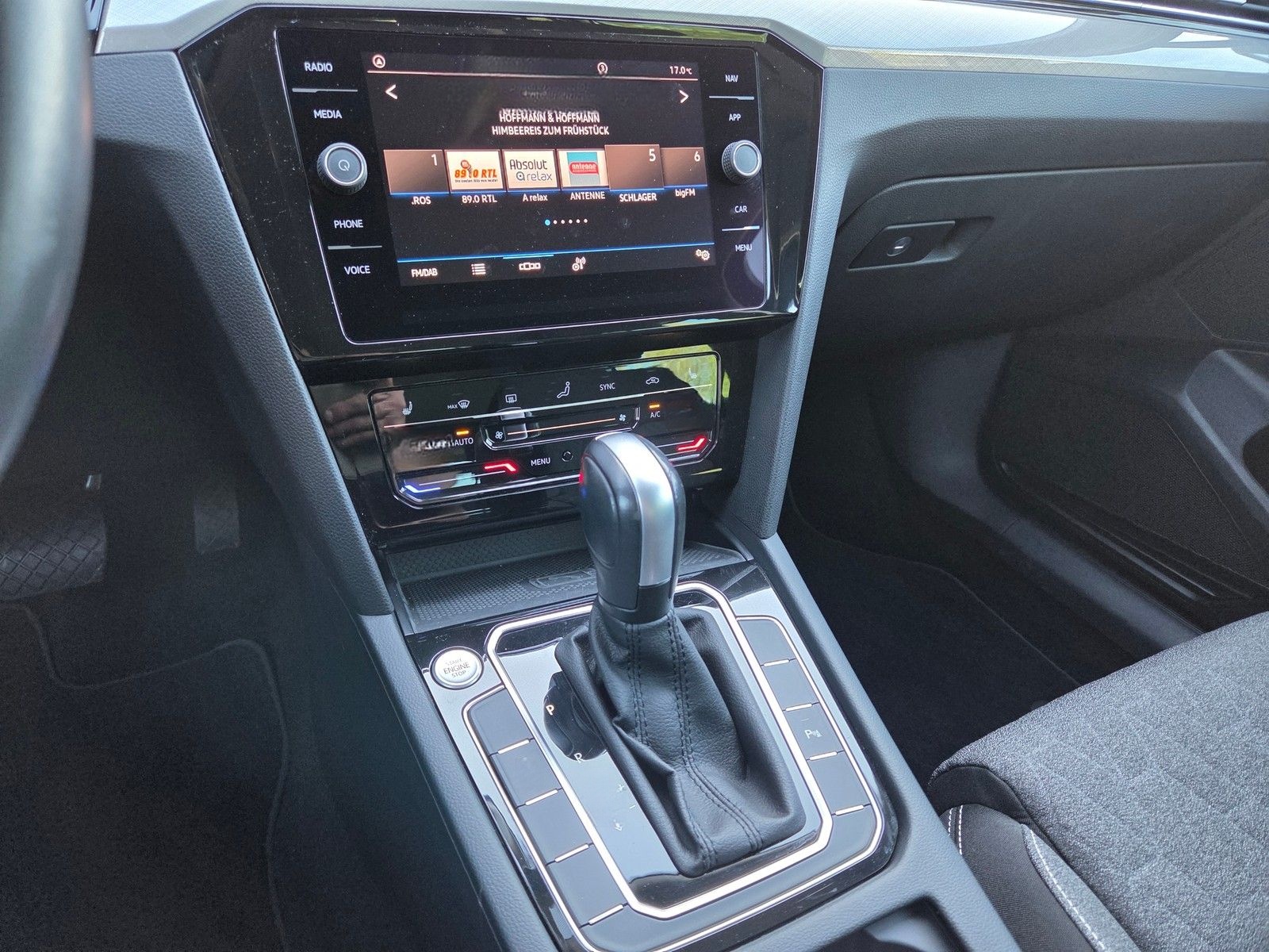 Volkswagen Passat Variant 2.0 TDI DSG Business /AHK/KAM/MAS foto 9