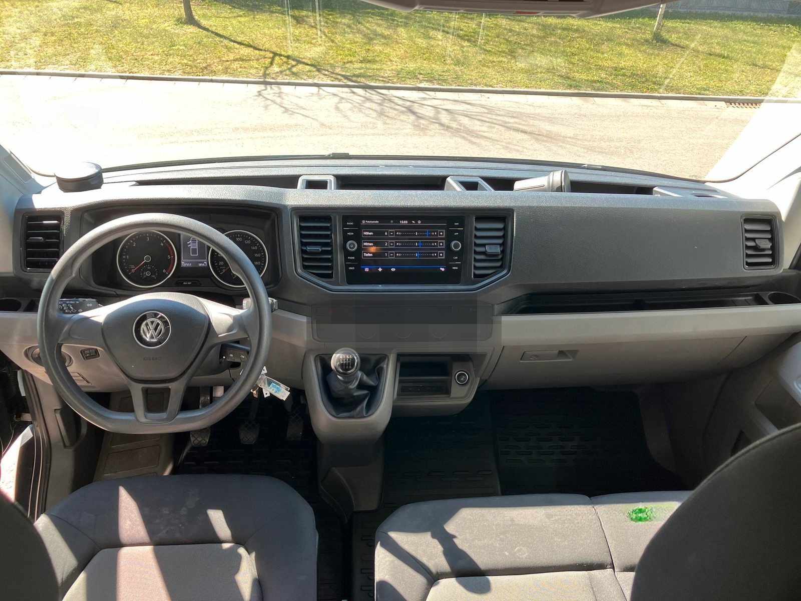 Volkswagen Crafter Koffer LR 2.0 TDI Front. 130kW 6-Gang-SG foto 8