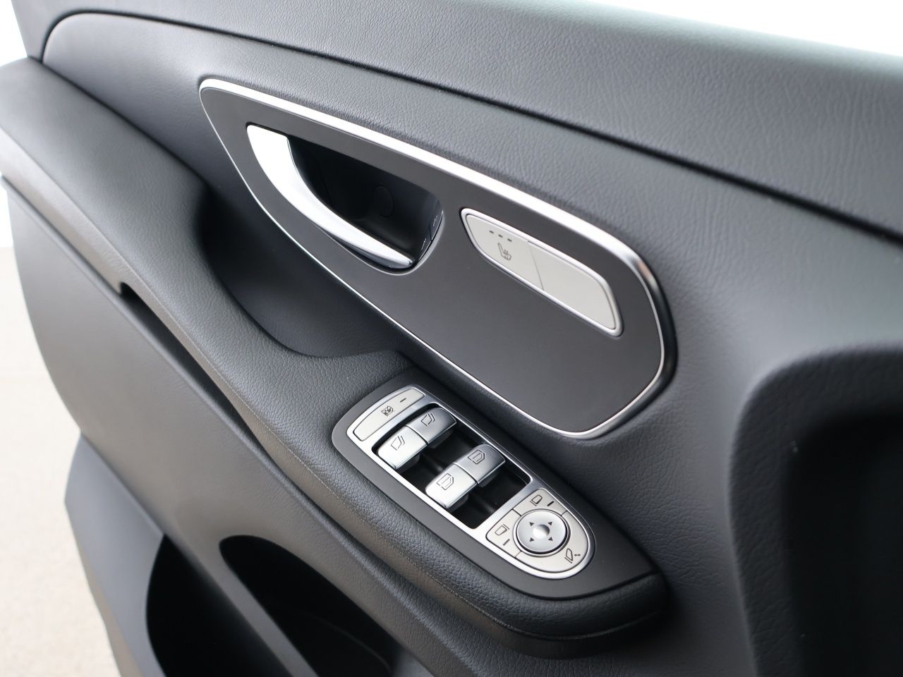 Mercedes-Benz V 250 d Lang 4M AMG Night Kamera Distronic foto 13