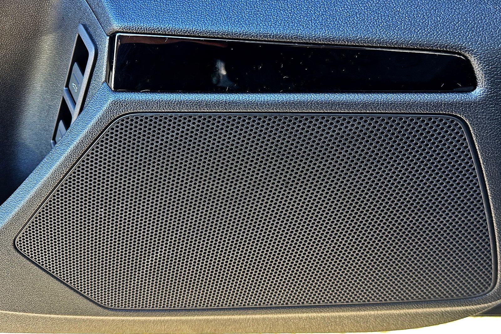Audi A3 Sportback 45TFSIe S LINE PANO MATRIX SONOS VC foto 8
