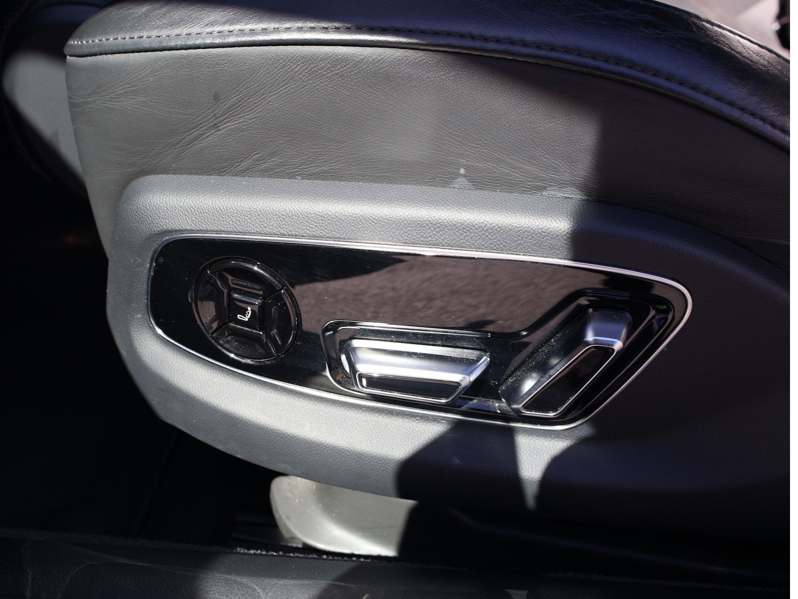 Audi A8L 60 TFSI e quattro+Top Zustand foto 16