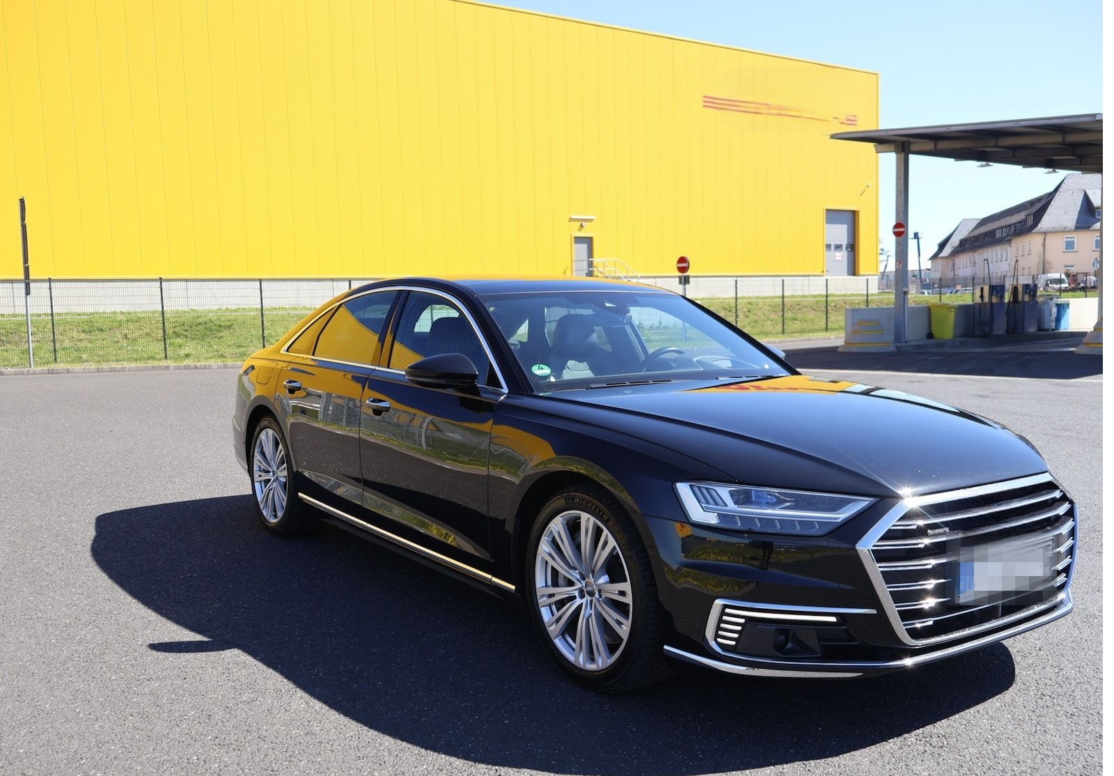 Audi A8L 60 TFSI e quattro+Top Zustand foto 4