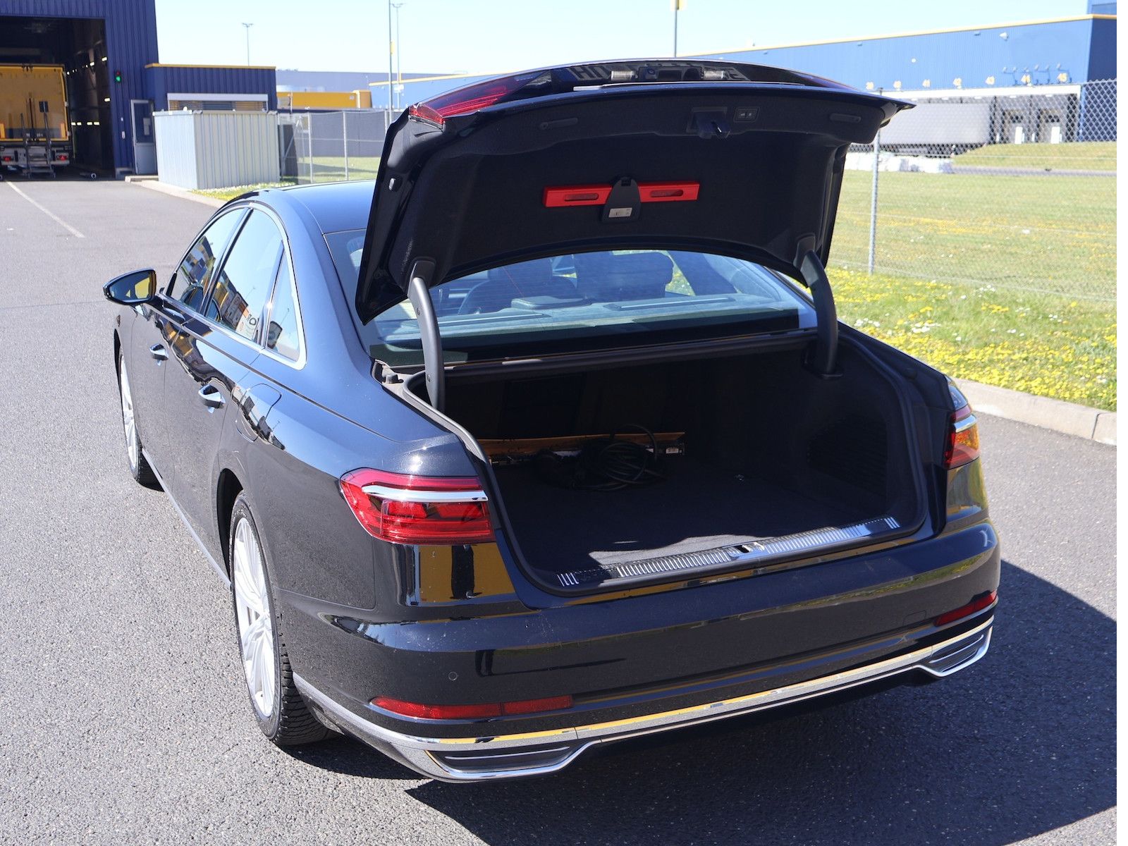Audi A8L 60 TFSI e quattro+Top Zustand foto 6