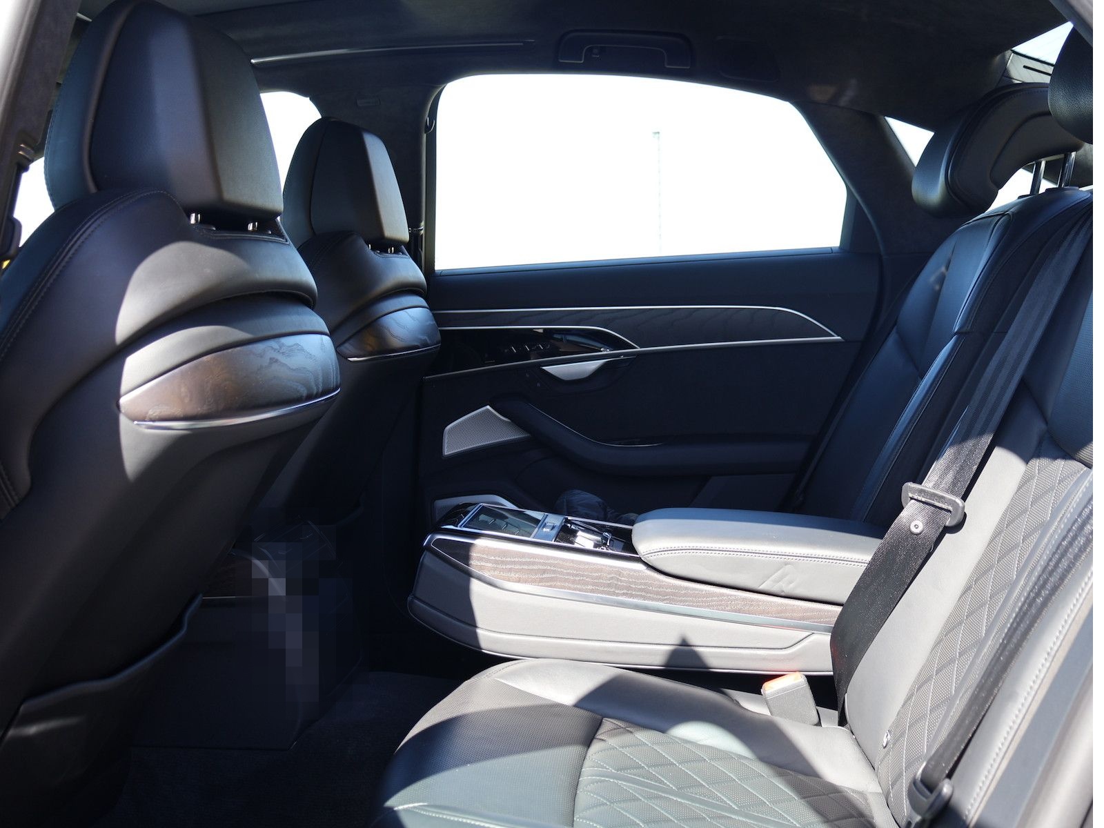 Audi A8L 60 TFSI e quattro+Top Zustand foto 9