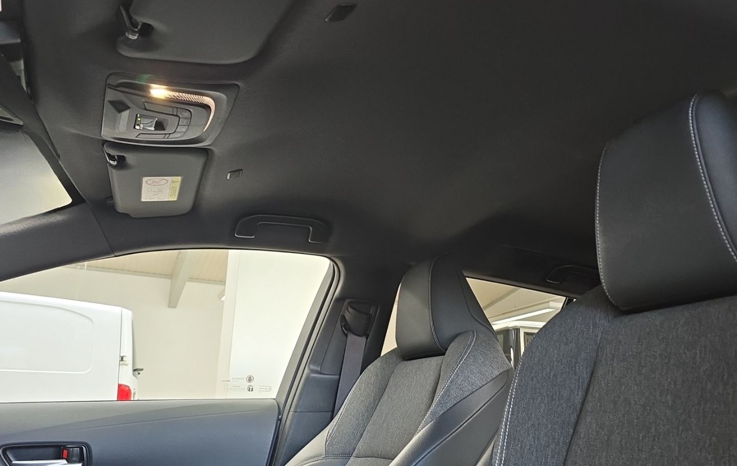 Toyota Corolla Touring Sports Hybrid Team D Navi  Mehrz foto 18