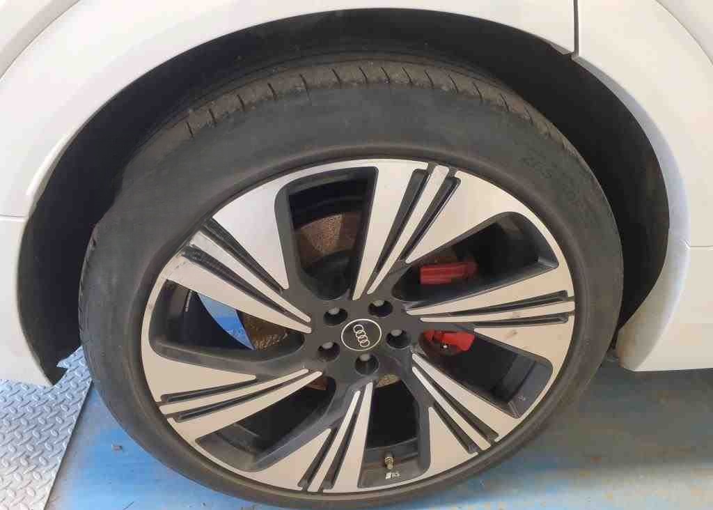 Audi Q8 SB e-tron 55 S-Line PANO*AHK*MATRIX*LEDER*SHZ foto 5