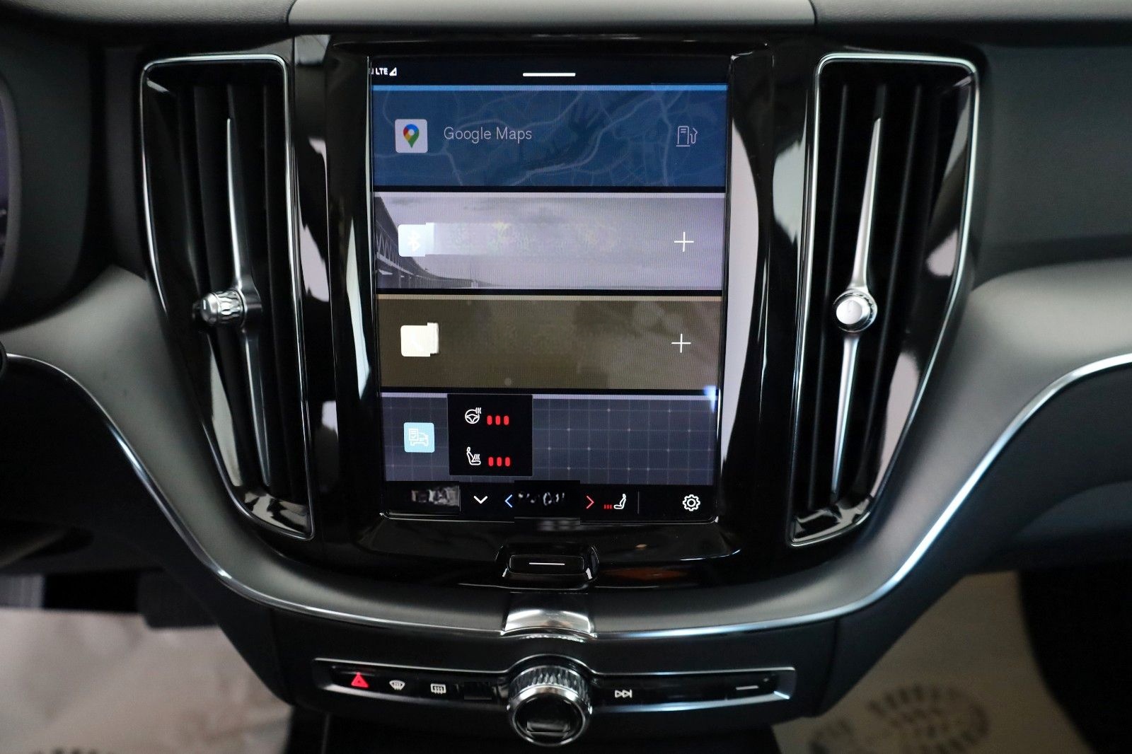 Volvo XC60 Core B4 D,Navi,LED,4xSH,Kamera,Carplay,ACC foto 16
