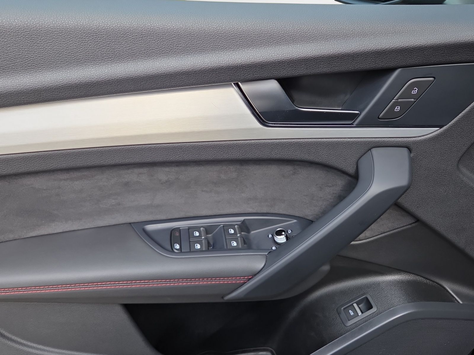 Audi Q5 40 TDI S tronic quattro S line LED-Matrix AHK foto 6