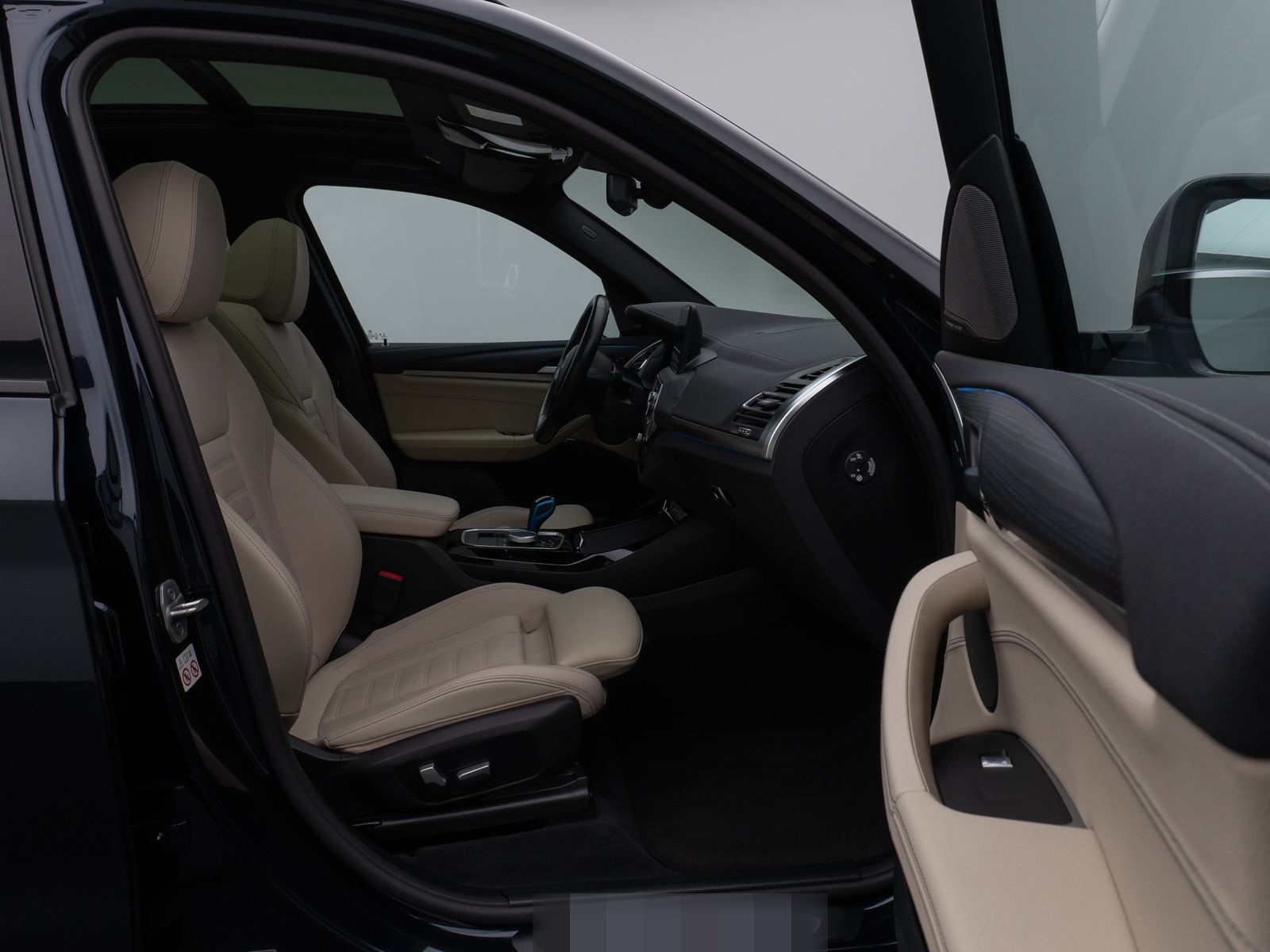 BMW iX3 Impressive M Sport Panorama 360°HUD DAB H/K foto 24