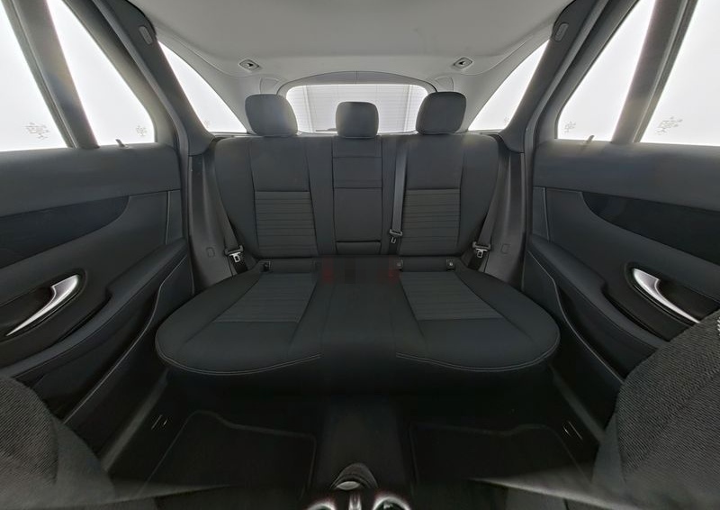 Mercedes-Benz GLC 200 d 4M APPLE+AHK+KAMERA+LED+EASYPACK foto 8