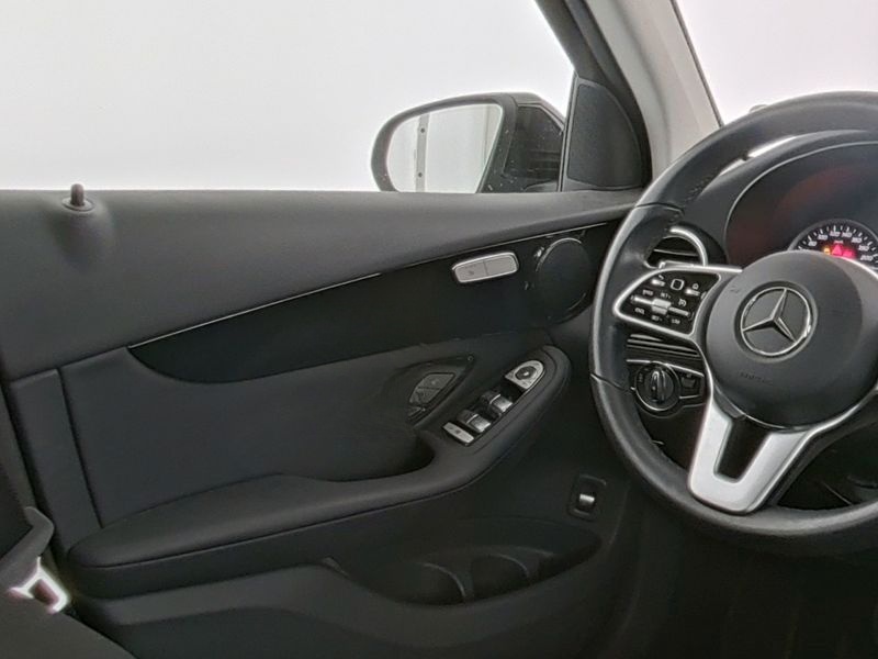 Mercedes-Benz GLC 200 d 4M APPLE+AHK+KAMERA+LED+EASYPACK foto 9
