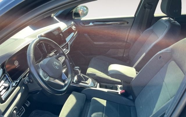 Volkswagen T-Roc 1.5 TSI DSG Style Navi,Pano,Black Style,LM foto 9