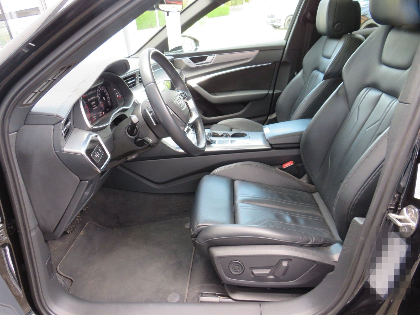 Audi A6 Avant 3,0 TDI  Design 50 quattro foto 3