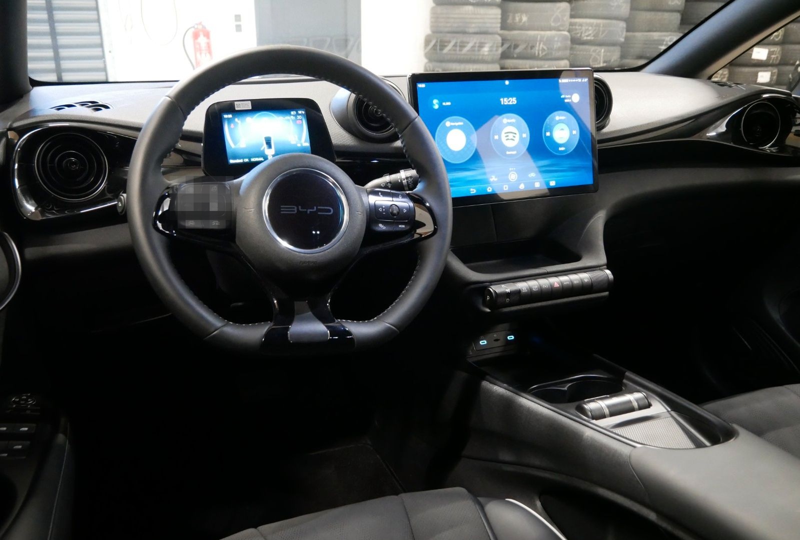 BYD DOLPHIN 150 kW Comfort 60.4 kWh 360°K TOTW VOLL foto 12