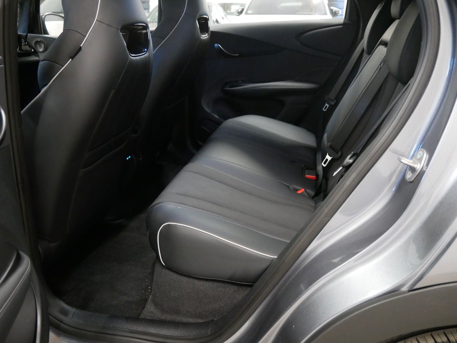 BYD DOLPHIN 150 kW Comfort 60.4 kWh 360°K TOTW VOLL foto 20