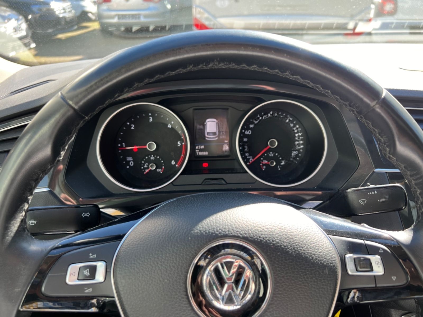 Volkswagen Tiguan 2.0 TDI Comfortline Panorama foto 11