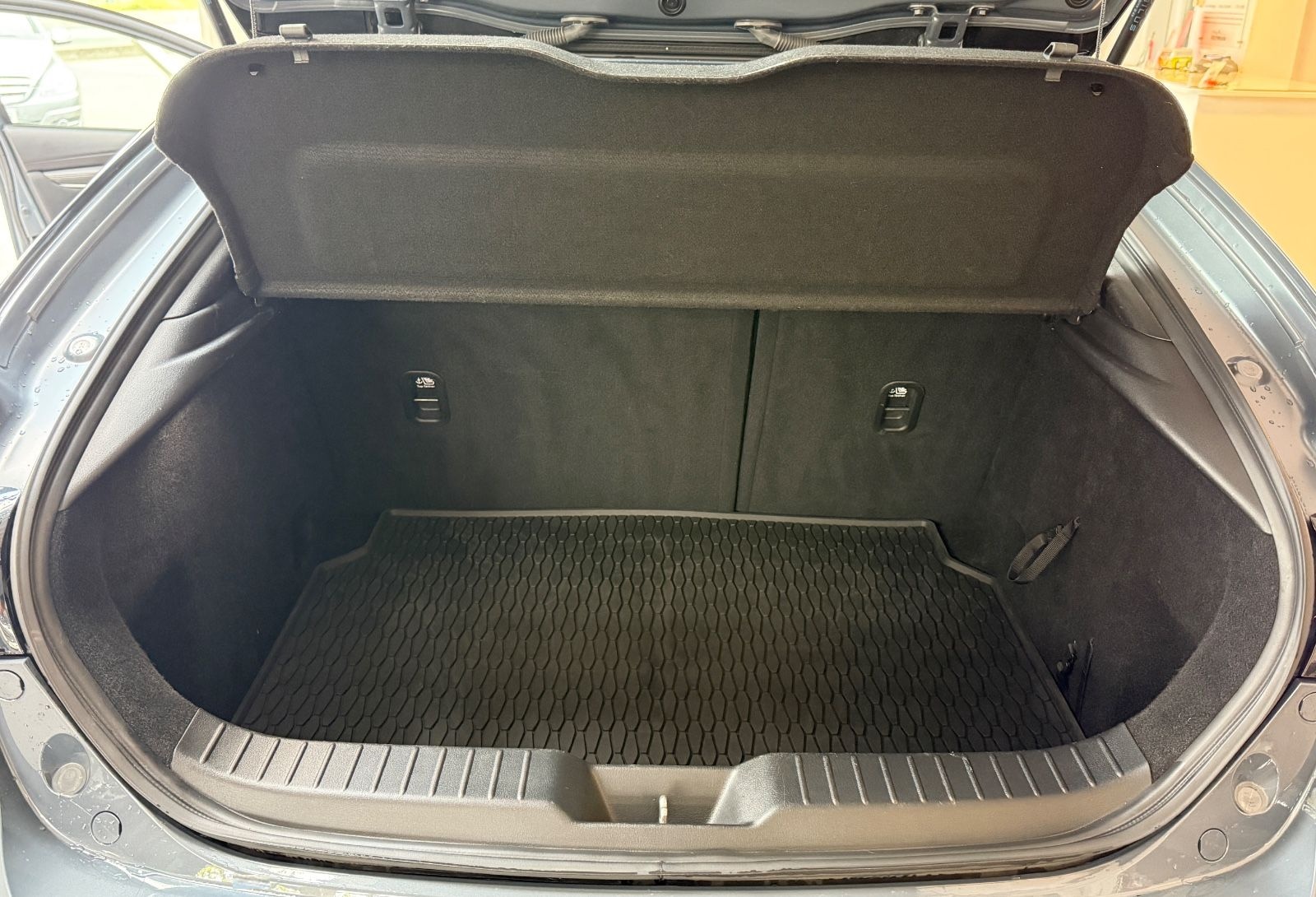 Mazda 3 Basis Sitzheizung Navi Einparkhilfe foto 15