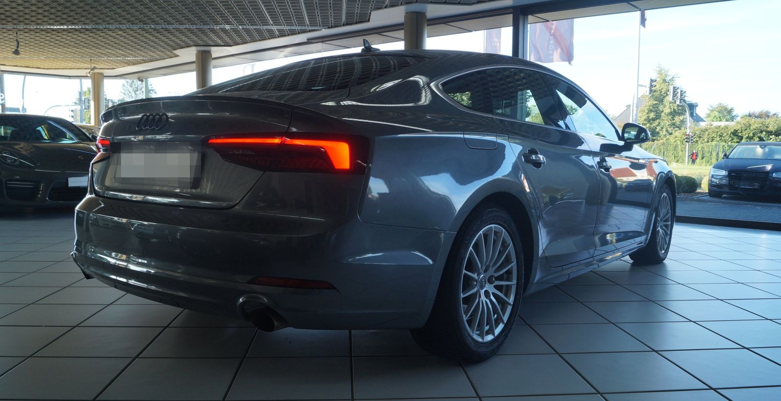 Audi A5 2.0 40TFSI KAMERA/ACC/MASSAGE/SHZ/5-SITZER foto 4