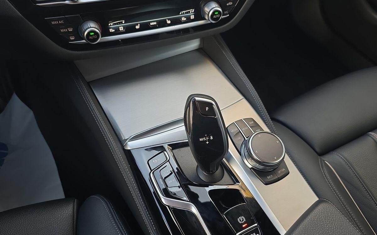 BMW 540 d xDrive M-Sport STNDHZ LASER H&K AHK LEDER foto 24