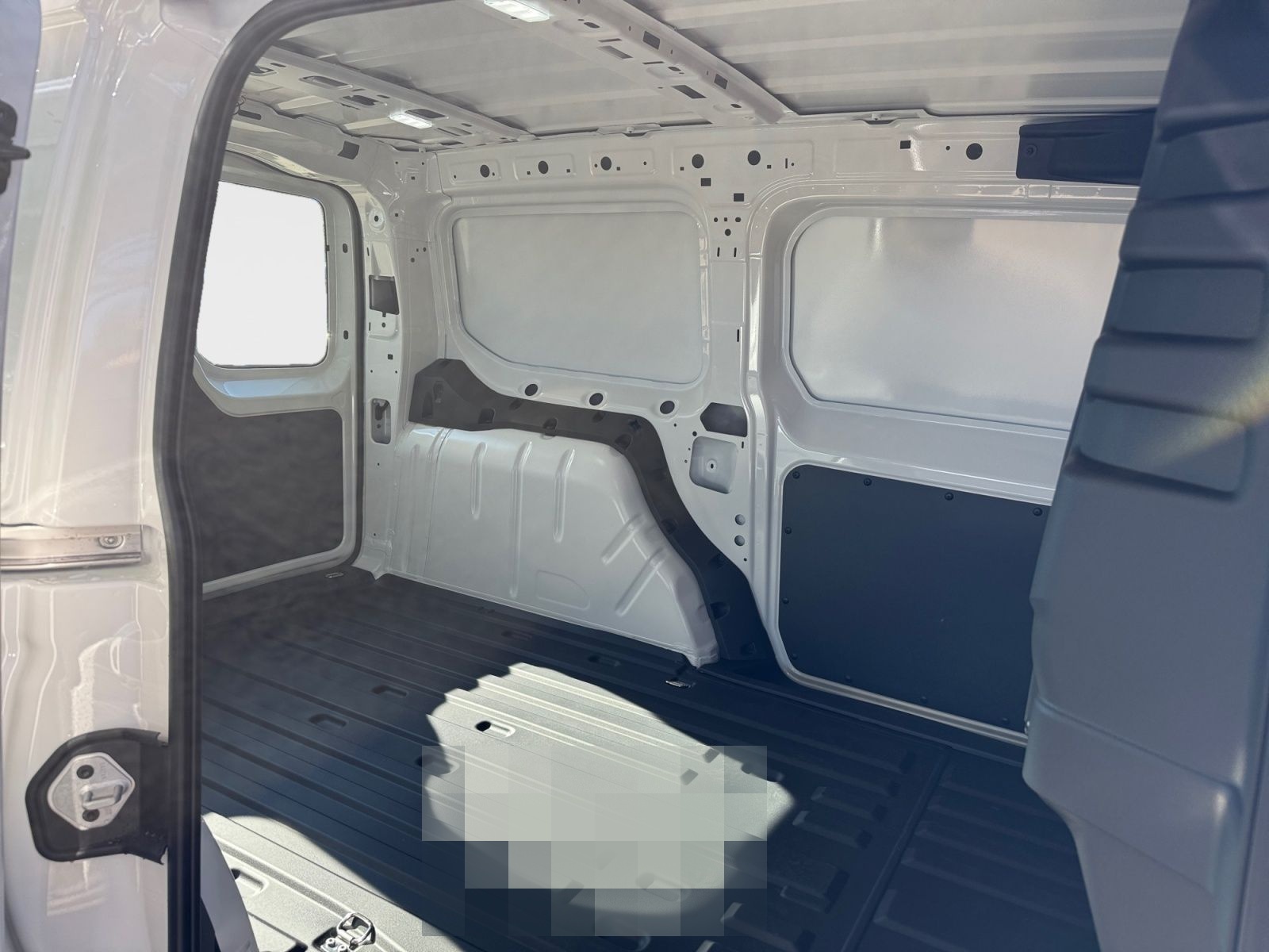 Volkswagen Caddy Cargo Maxi 2,0 TDI DSG AHK LED foto 8