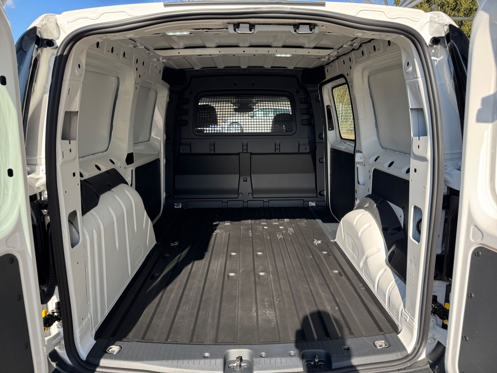 Volkswagen Caddy Cargo Maxi 2,0 TDI DSG AHK LED foto 10