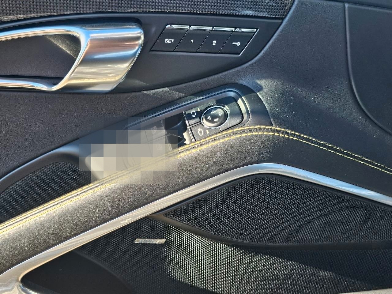 Porsche 911 Turbo S Porsche Exclusive BOSE Keramik Carbo foto 24