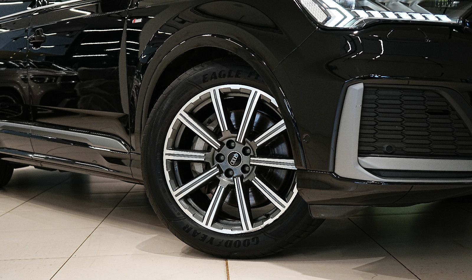 Audi Q7 50|S-LINE|7-SITZ|HUD|SOFT|360|LUFT|MEMO|PANO| foto 3