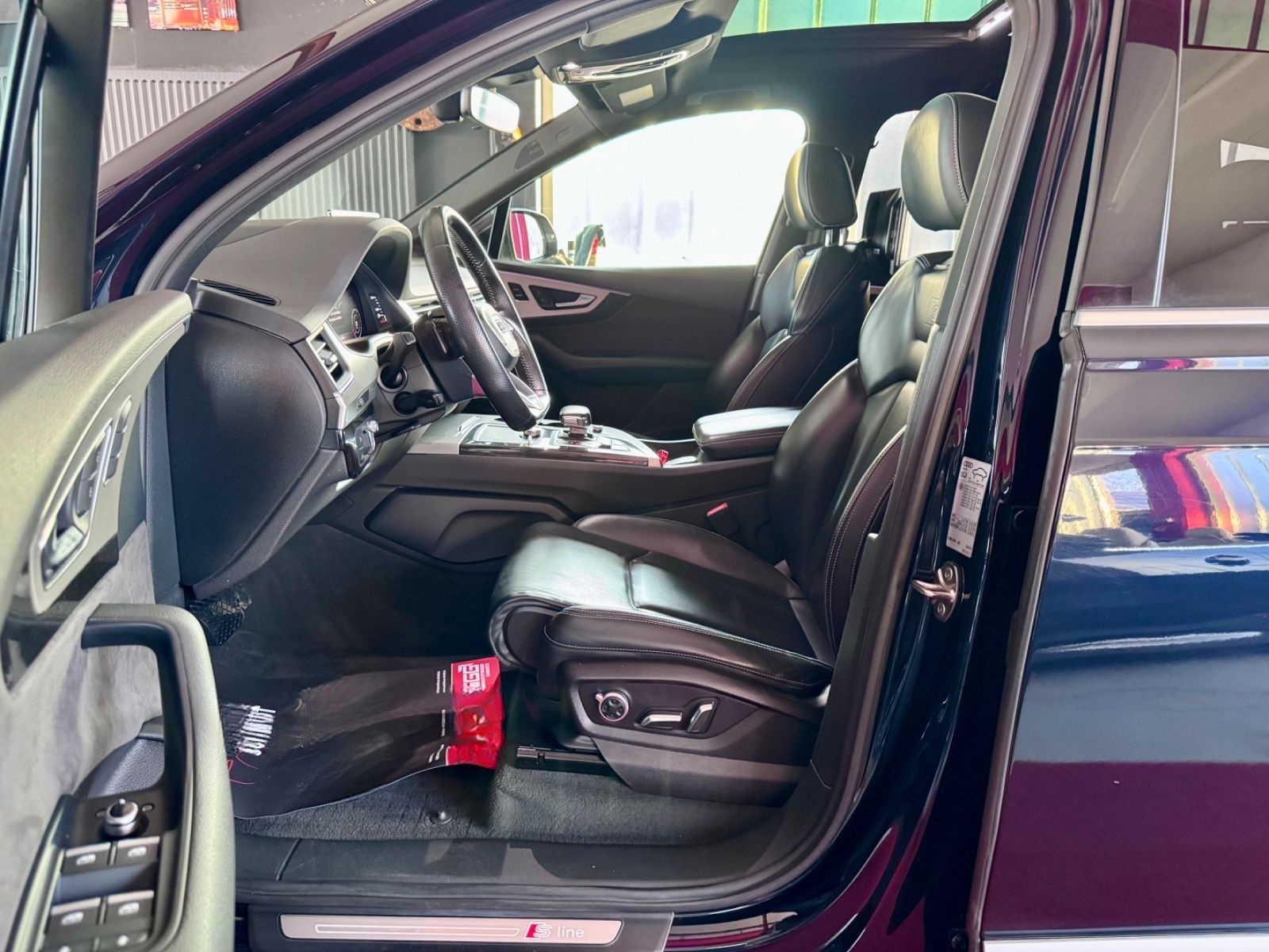 Audi Q7 3x S Line Luft Virtual 7 Sitze FondTV Pano 21 foto 11