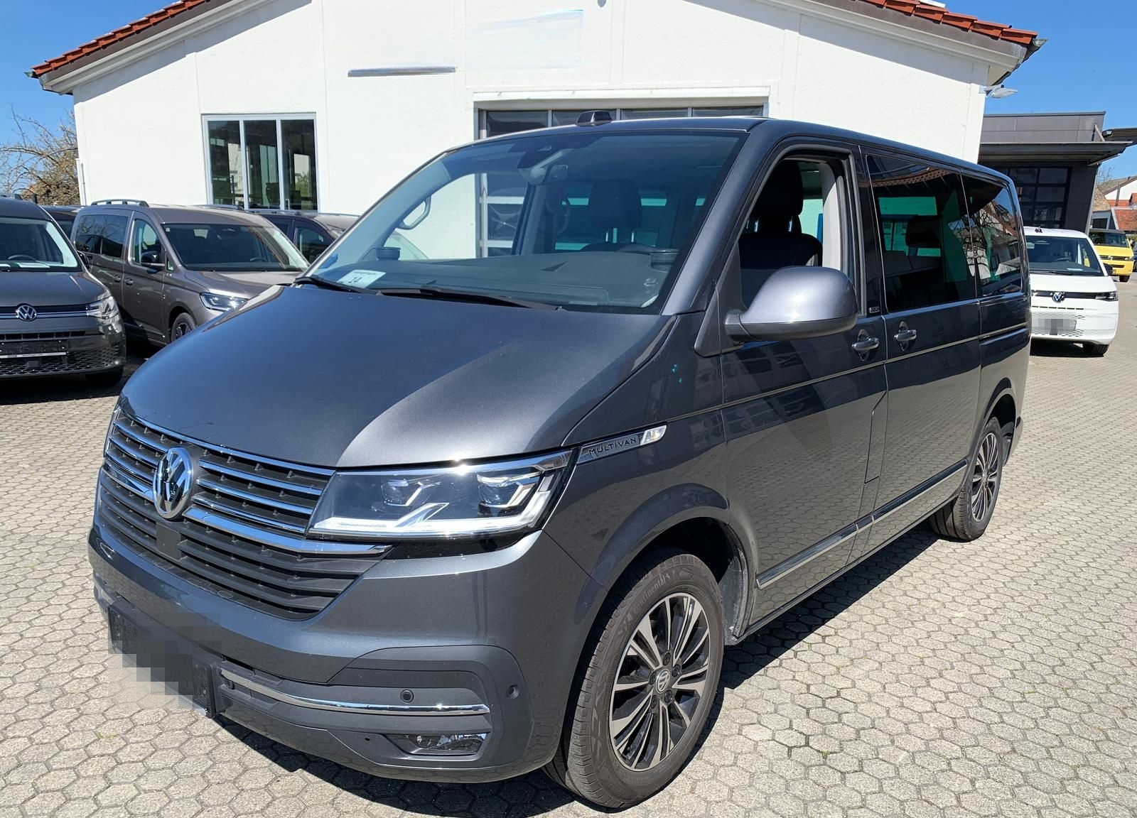 Volkswagen T6.1 Multivan Cruise DSG LED ACC Navi SHZ Kamera foto 24