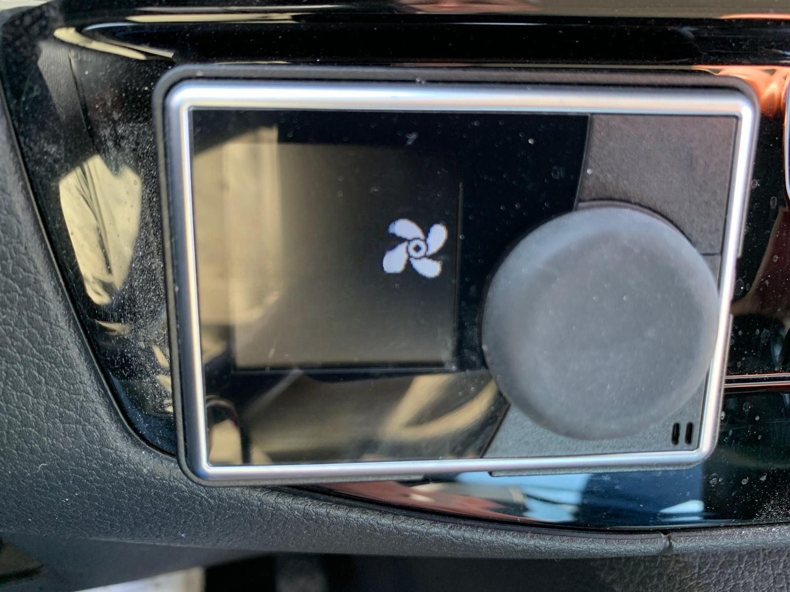 Volkswagen T6.1 Multivan Cruise DSG LED ACC Navi SHZ Kamera foto 10