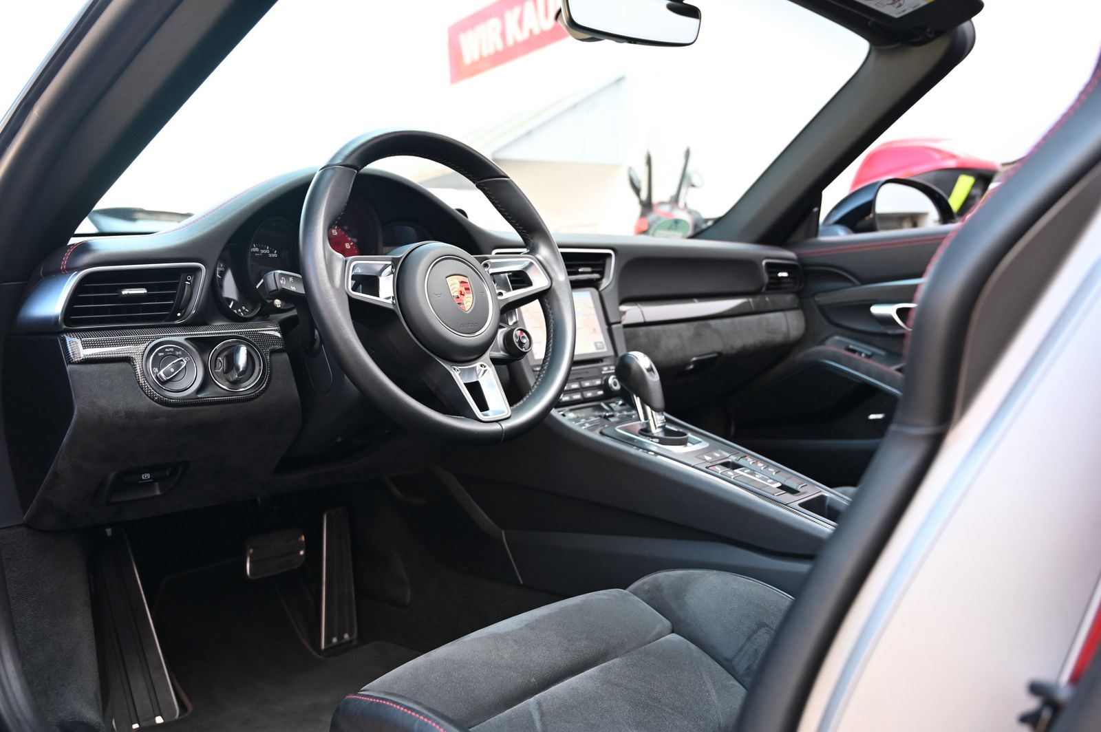 Porsche 911 Carrera 4 GTS Cabrio 1.Hd*CARBON*Unfallfrei! foto 9