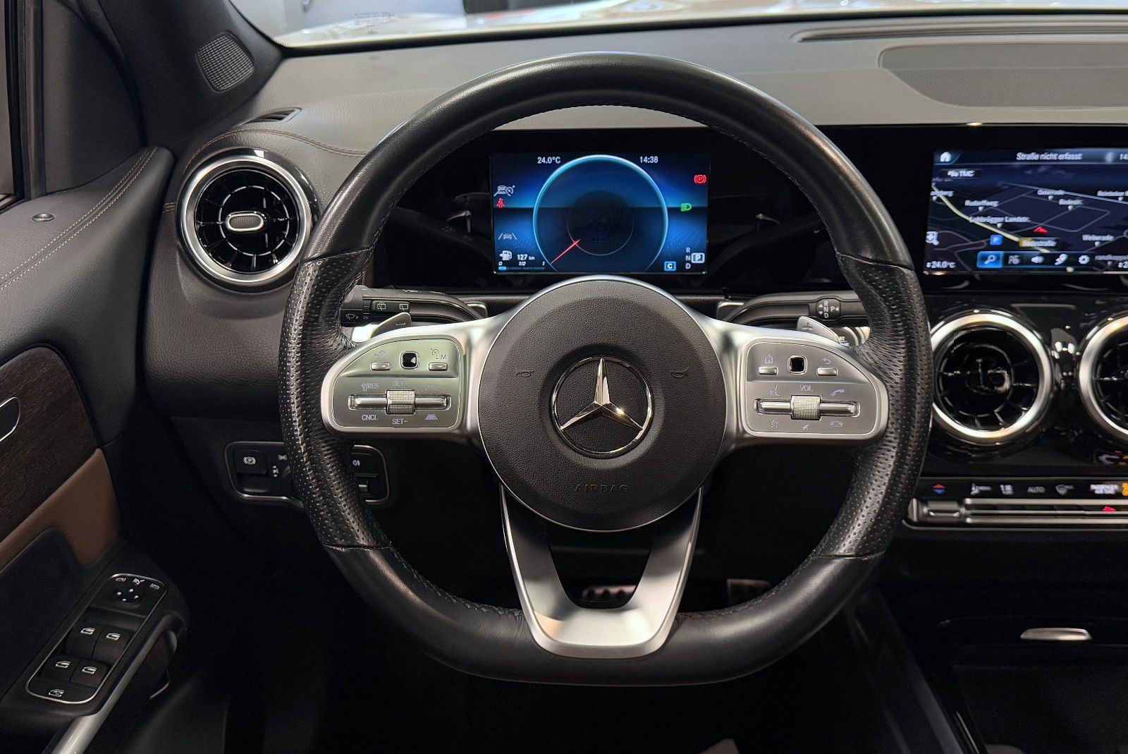 Mercedes-Benz GLB 220d 4Matic *AMG*PanoSD*ACC*AHK*LED* foto 21