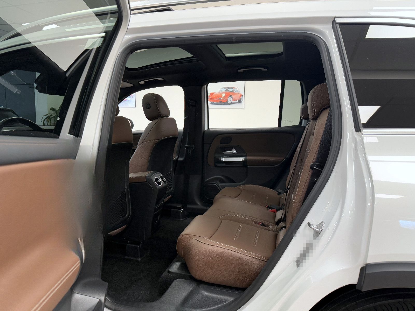 Mercedes-Benz GLB 220d 4Matic *AMG*PanoSD*ACC*AHK*LED* foto 7