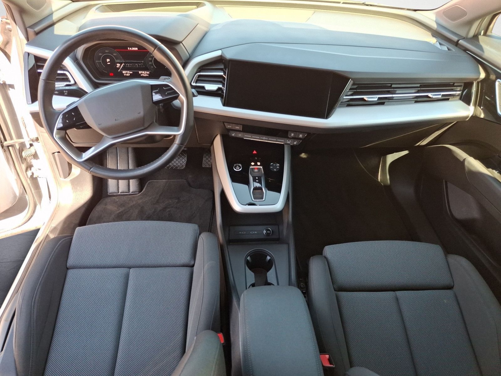 Audi Q4 45 e-tron quattro Sitzheizung Kamera Klima foto 11