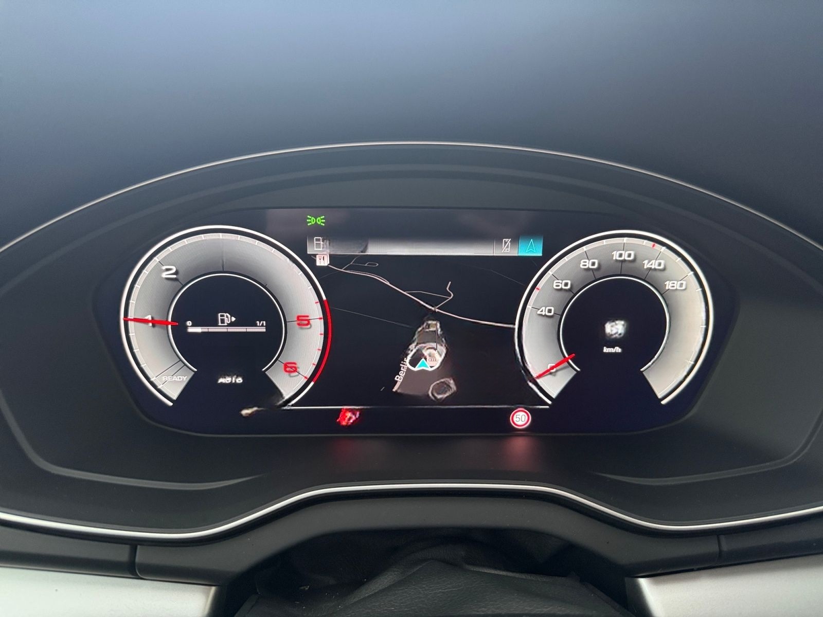 Audi Q5 40 2.0 TDI quattro AHK RFK ACC Navi Pano Matr foto 13