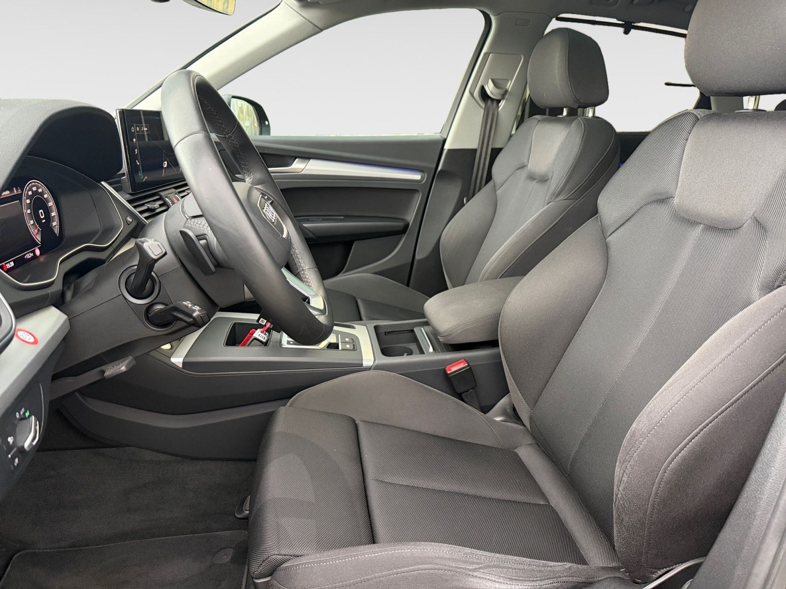 Audi Q5 40 2.0 TDI quattro AHK RFK ACC Navi Pano Matr foto 8