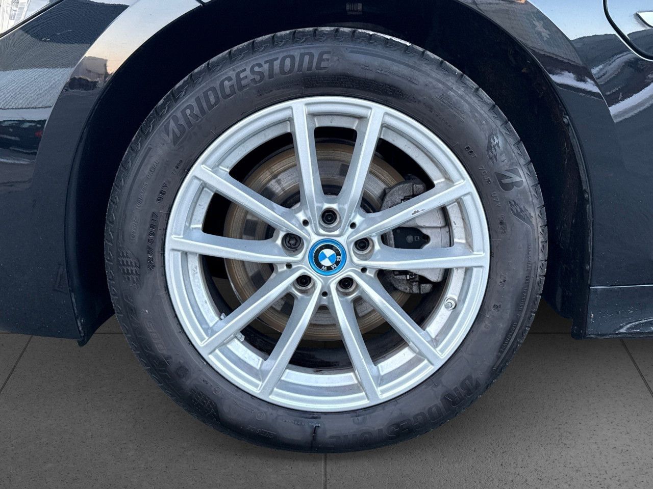 BMW 330e Touring Aut LiCo+ Widescreen Tempo SHZ DAB+ foto 17