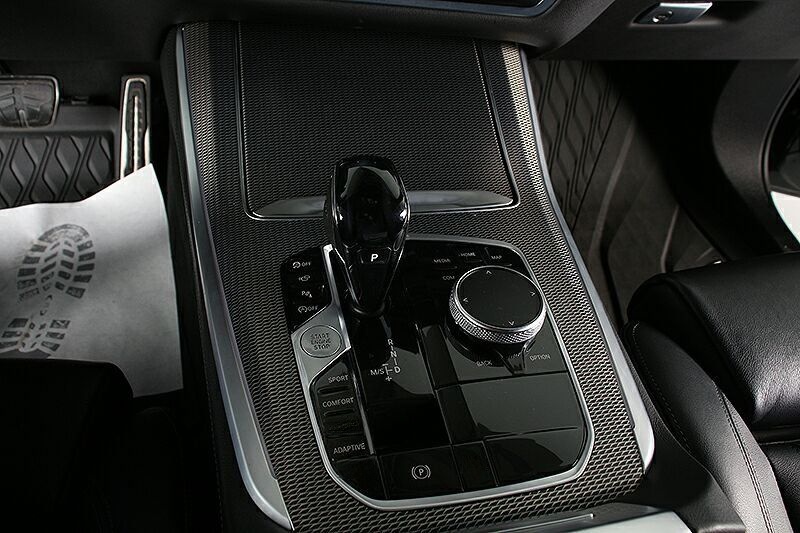 BMW X5 xDr. 30dA M Sportpaket LiveCockpit Panor foto 14