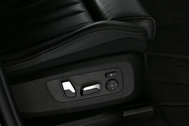 BMW X5 xDr. 30dA M Sportpaket LiveCockpit Panor foto 7