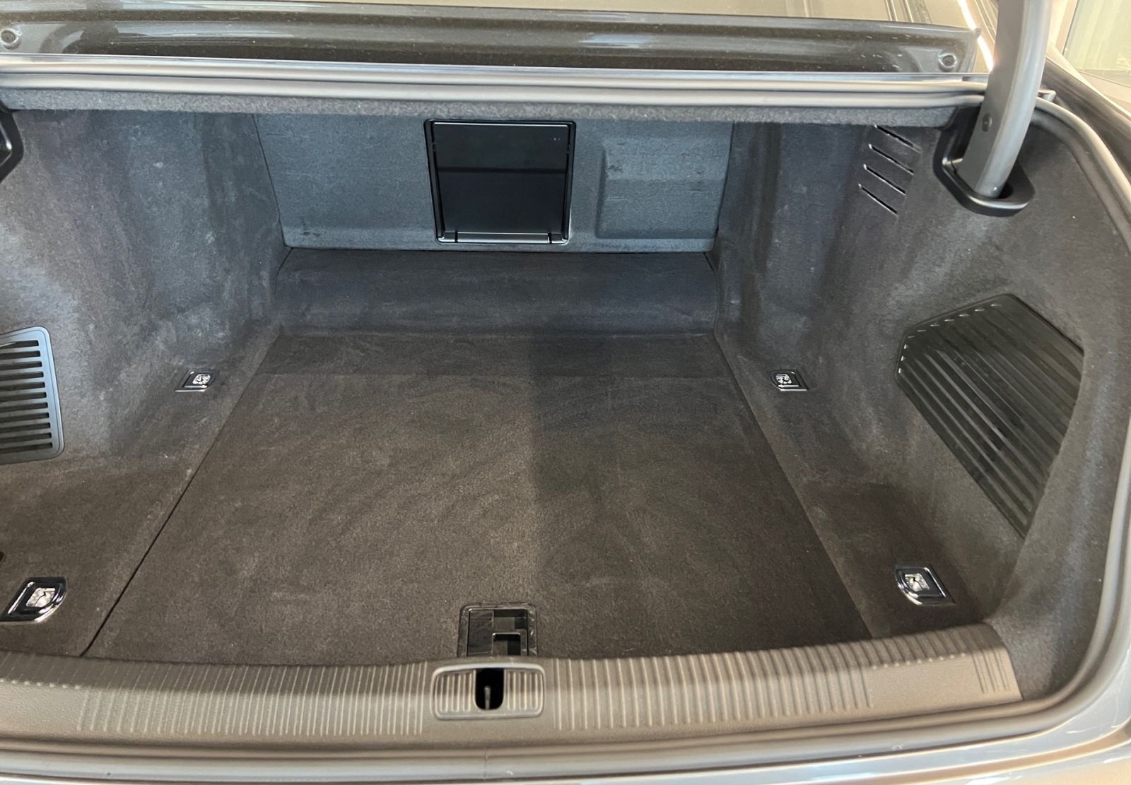 Audi A8 50 TDI quattro tiptronic foto 7