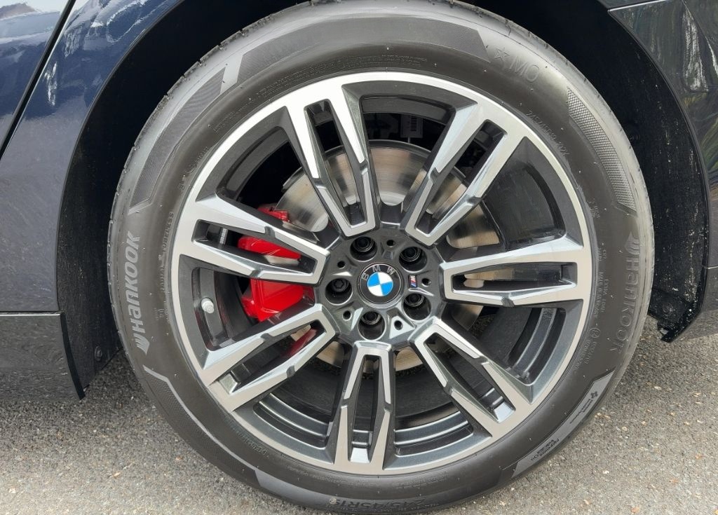 BMW 520 d Limousine Sportpaket AHK-klappbar AHK Navi foto 13
