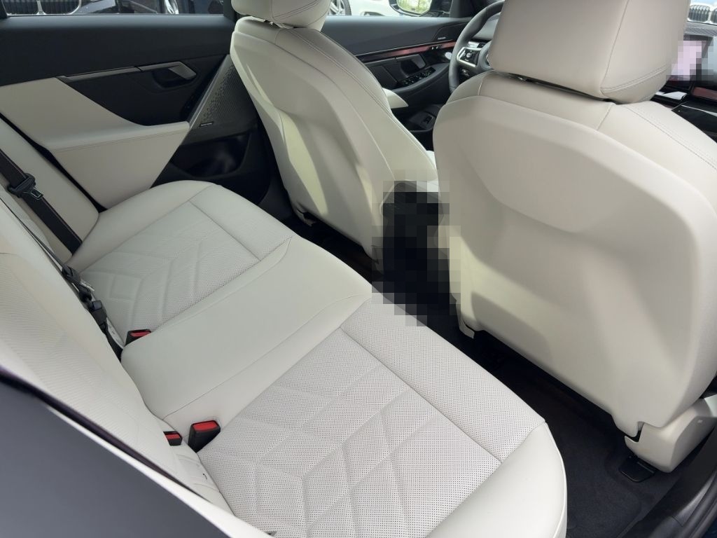 BMW 520 d Limousine Sportpaket AHK-klappbar AHK Navi foto 7
