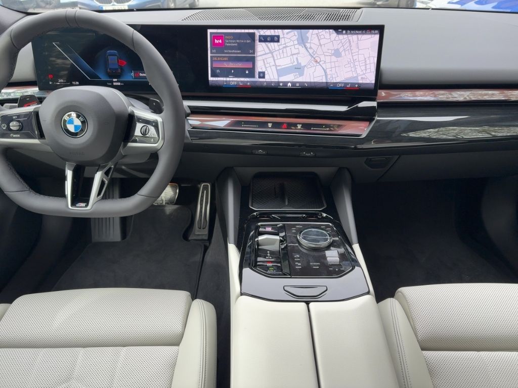 BMW 520 d Limousine Sportpaket AHK-klappbar AHK Navi foto 8