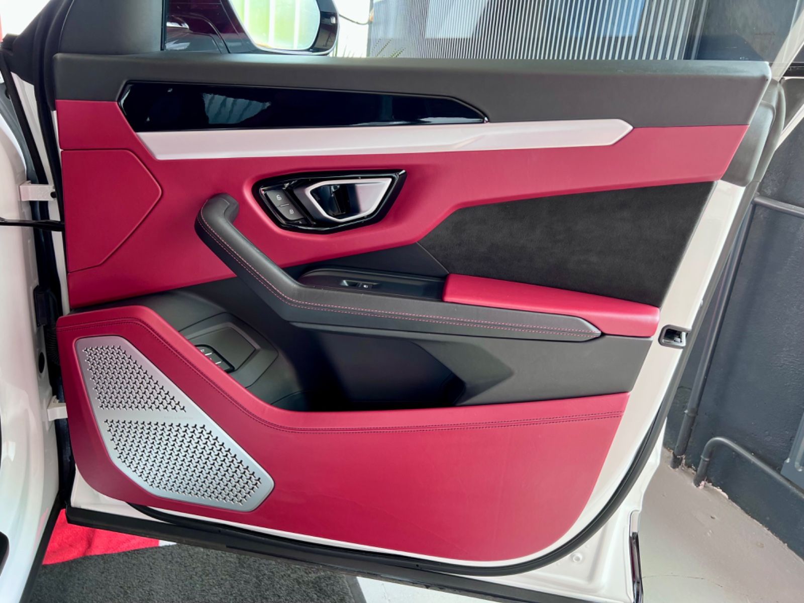 Lamborghini Urus Panorama Garantie B&O 360° ACC Hud Massage foto 21