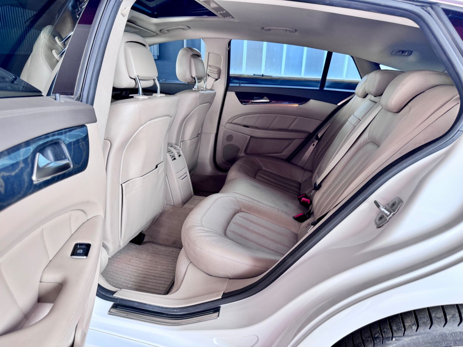 Mercedes-Benz CLS 350 SB 4Matic Glasdach ILS Airmatic AHK 19" foto 24