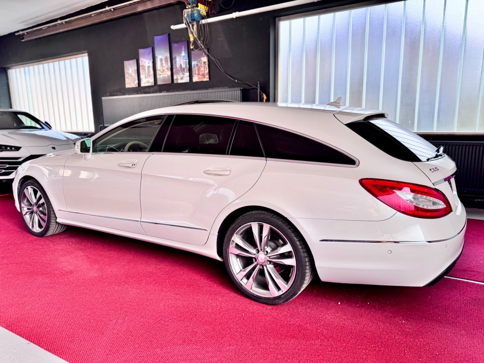 Mercedes-Benz CLS 350 SB 4Matic Glasdach ILS Airmatic AHK 19" foto 7