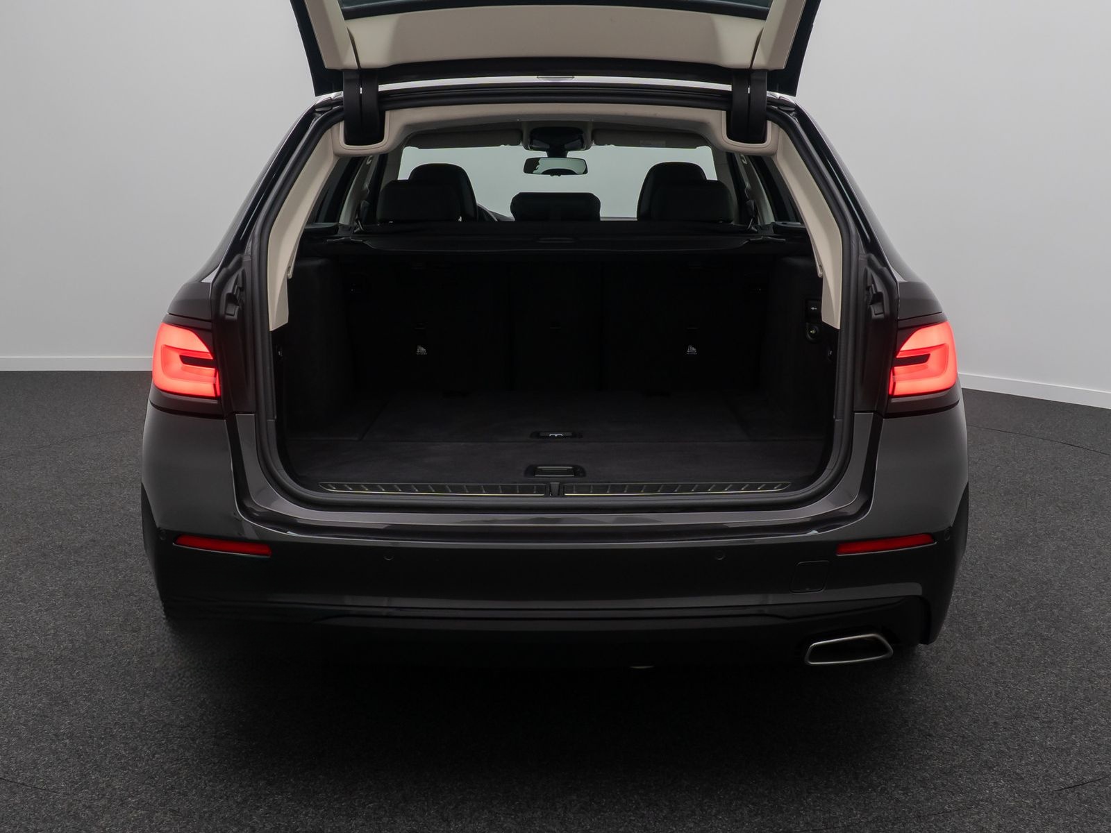 BMW 520d xD  Kamera Laser HUD DAB AHK Komfort Alarm foto 14