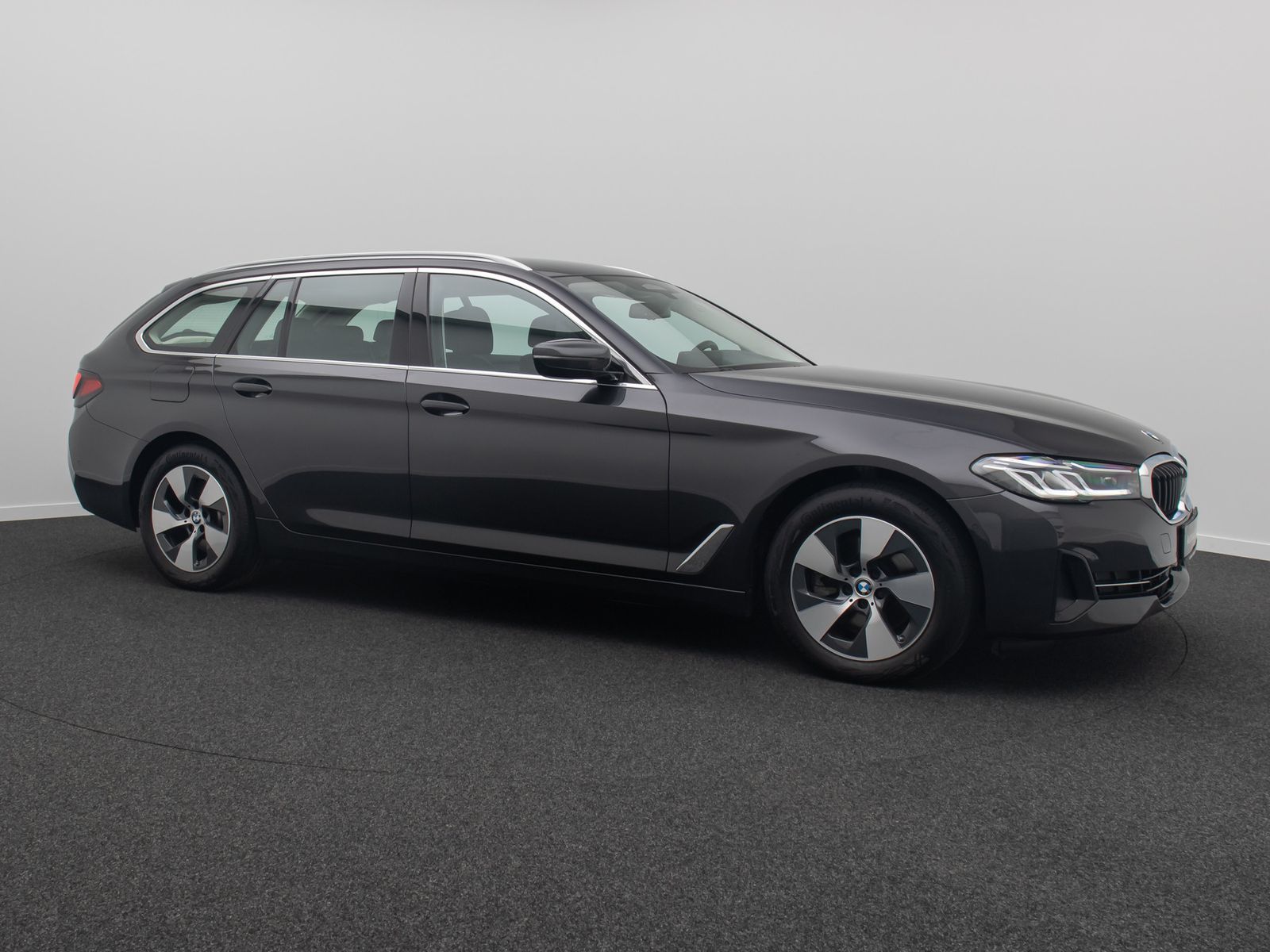 BMW 520d xD  Kamera Laser HUD DAB AHK Komfort Alarm foto 4